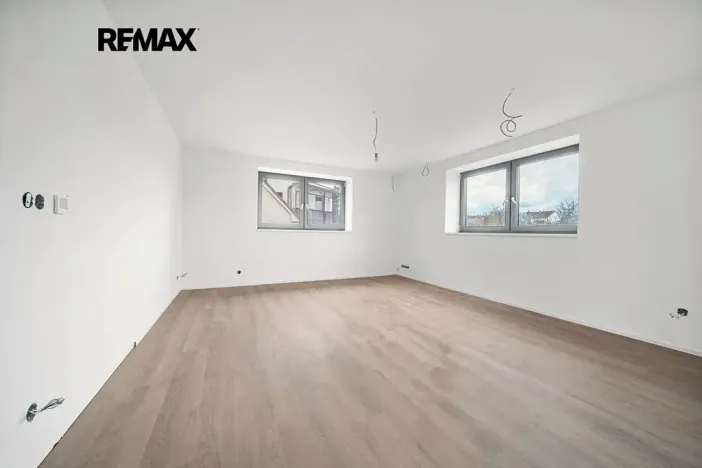 Prodej bytu 3+kk, Moravany, Květná, 103 m2