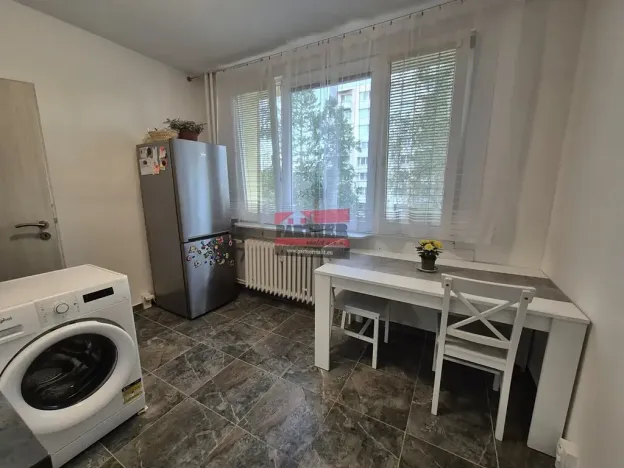 Pronájem bytu 3+1, Jindřichův Hradec, sídliště Vajgar, 65 m2