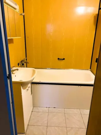 Prodej bytu 4+1, Strakonice, Mládežnická, 74 m2