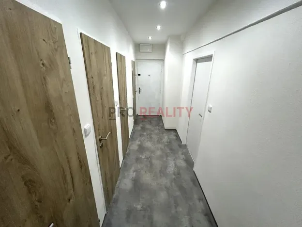 Pronájem bytu 1+1, Ostrava, Španielova, 42 m2