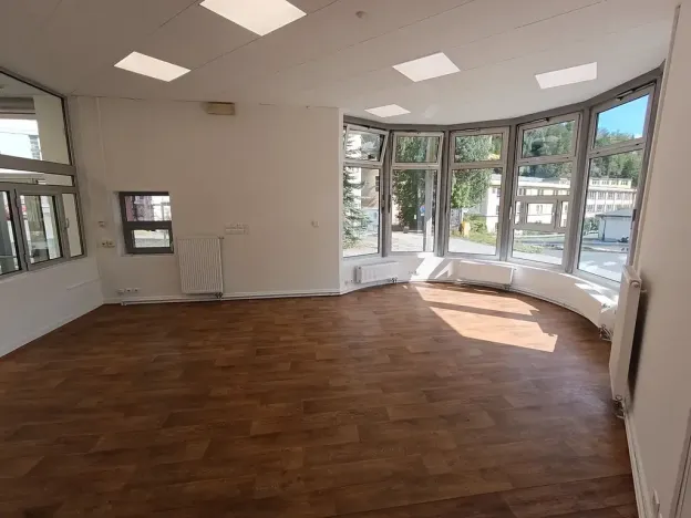Pronájem obchodního prostoru, Tanvald, Krkonošská, 38 m2