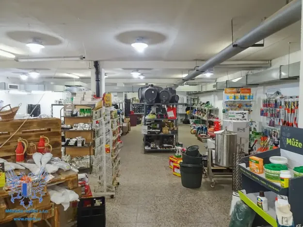 Pronájem skladu, Mělník, Vodárenská, 333 m2