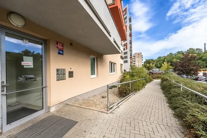 Prodej bytu 2+kk, Praha - Horní Měcholupy, Mantovská, 51 m2
