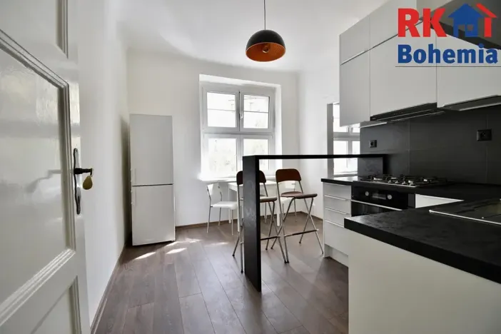 Pronájem bytu 1+1, Praha - Nusle, Nuselská, 42 m2