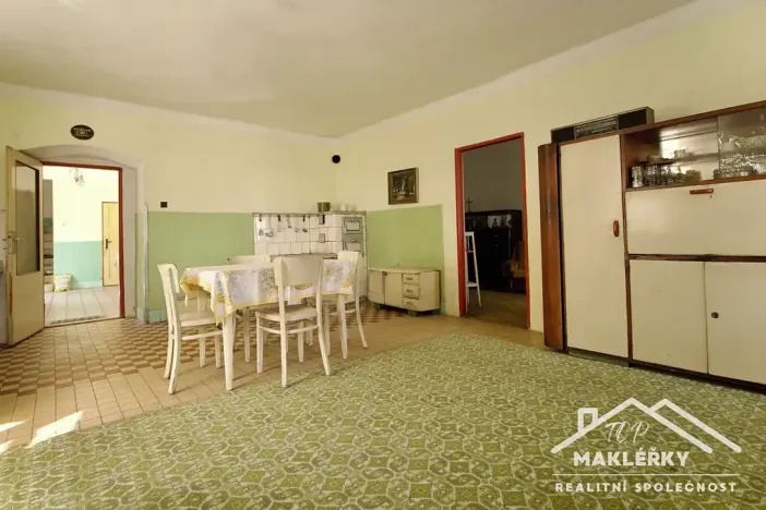 Prodej zemědělské usedlosti, Močovice, 168 m2