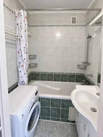 Prodej bytu 2+1, Praha - Libeň, Sokolovská, 51 m2