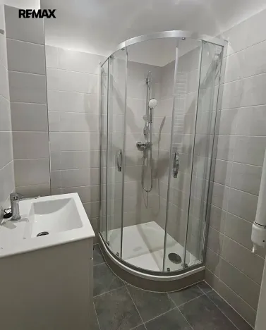 Pronájem bytu 4+1, Praha - Staré Město, Husova, 66 m2