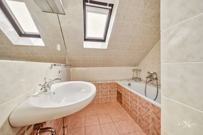 Prodej rodinného domu, Horoměřice, Za Dvorem, 290 m2
