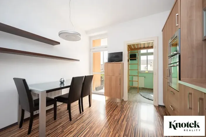 Prodej bytu 2+1, Brno, Staňkova, 82 m2