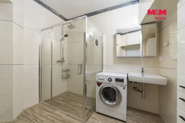 Prodej bytu 5+1, Karlovy Vary, nábřeží Jana Palacha, 340 m2