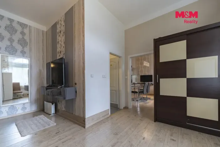 Prodej bytu 5+1, Karlovy Vary, nábřeží Jana Palacha, 340 m2