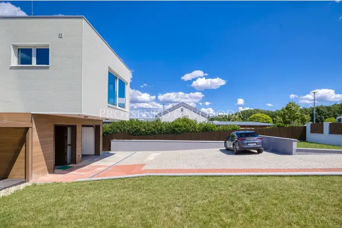 Prodej rodinného domu, Vysoký Újezd, U Rybníčka, 342 m2