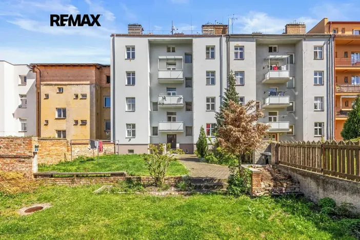 Prodej bytu 1+kk, Pardubice, Železničního pluku, 43 m2
