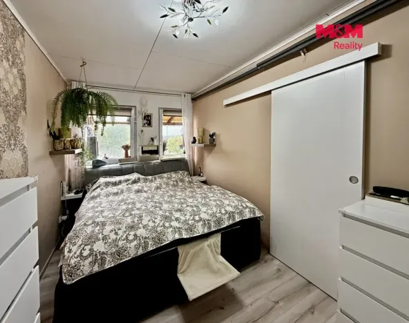 Prodej rodinného domu, Žatec - Bezděkov, 218 m2