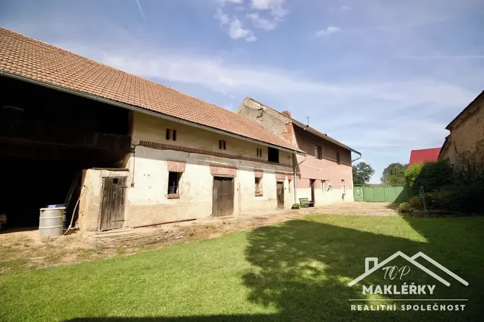 Prodej chalupy, Močovice, 168 m2