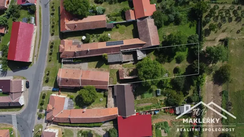 Prodej chalupy, Močovice, 168 m2
