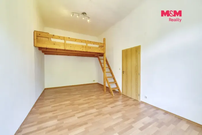 Pronájem bytu 2+1, Mariánské Lázně, Hlavní třída, 64 m2