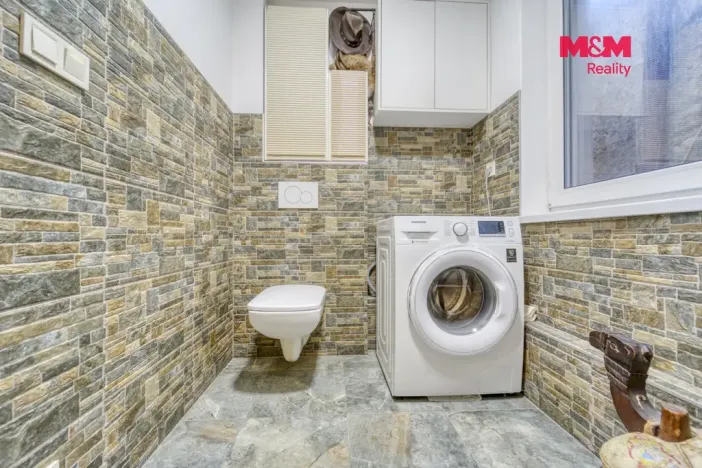 Prodej rodinného domu, Zápy, 181 m2