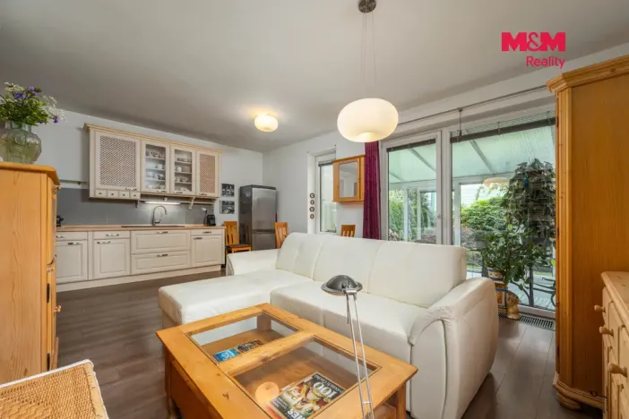 Prodej bytu 3+kk, Včelná, Dolní, 63 m2