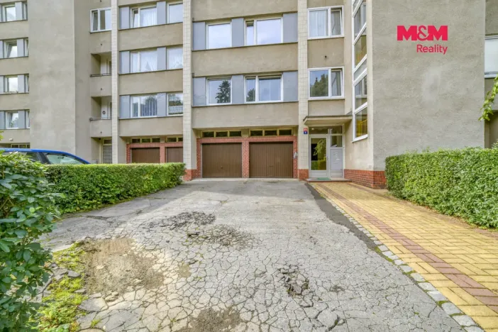 Pronájem garáže, Mariánské Lázně, Stavbařů, 19 m2