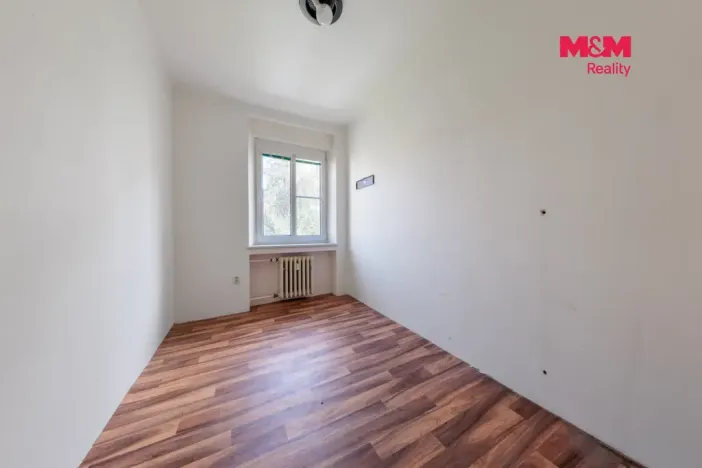 Prodej bytu 3+1, Karlovy Vary, Jiráskova, 74 m2