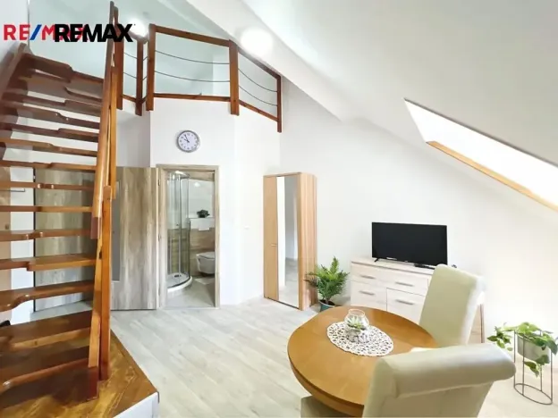 Prodej ubytování, Volary, K. V. Raise, 392 m2
