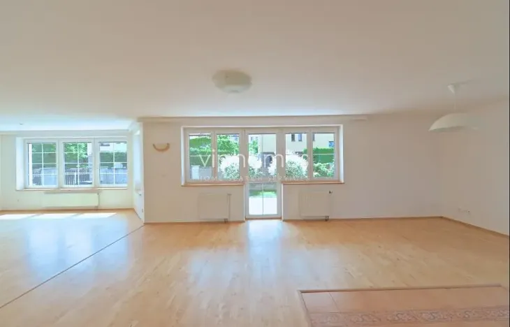 Pronájem vily, Praha - Řeporyje, Žilovská, 500 m2