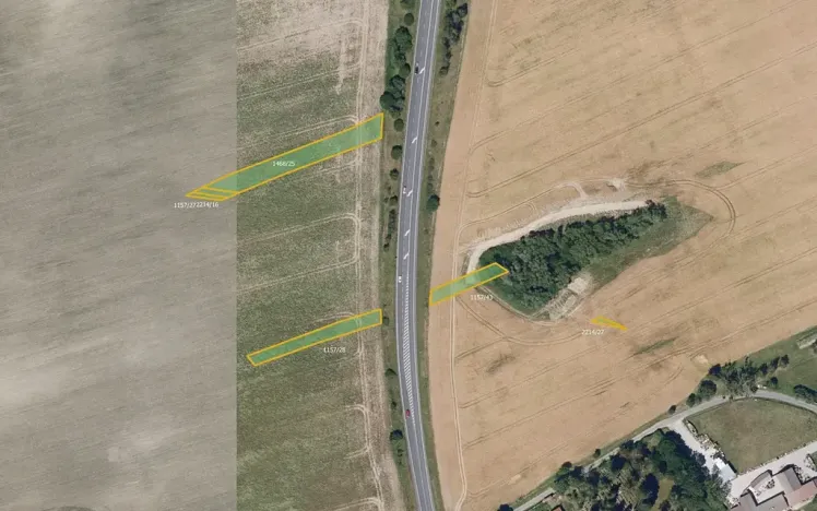 Prodej pole, Golčův Jeníkov, 31302 m2