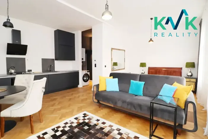Pronájem bytu 1+kk, Karlovy Vary, Sadová, 50 m2
