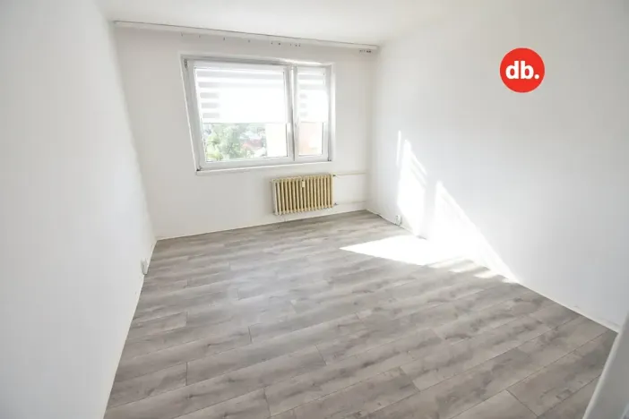 Pronájem bytu 2+1, Hroznětín, Sídliště, 60 m2