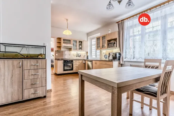 Prodej rodinného domu, Kyselka, 230 m2