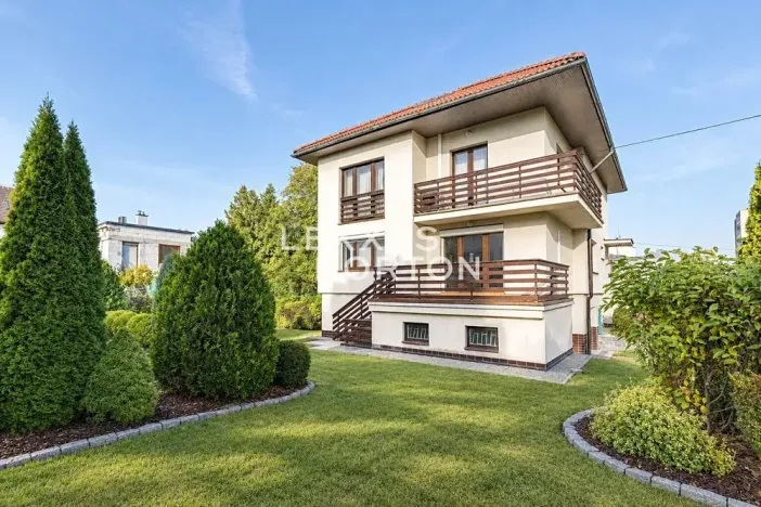 Pronájem rodinného domu, Praha - Lhotka, Slepá II, 273 m2