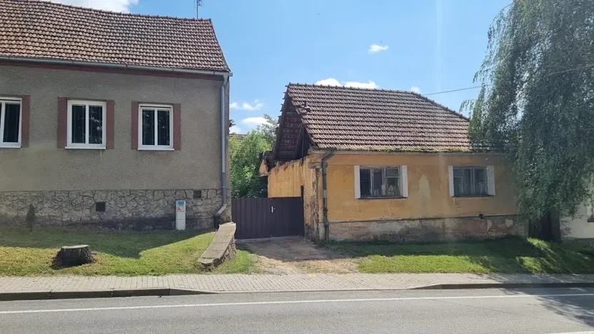 Prodej rodinného domu, Žďárná, 200 m2