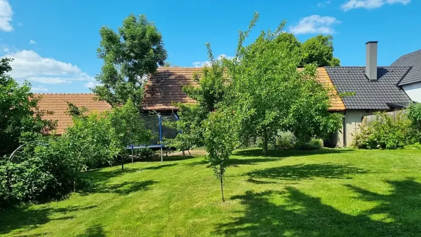 Prodej rodinného domu, Žďárná, 200 m2