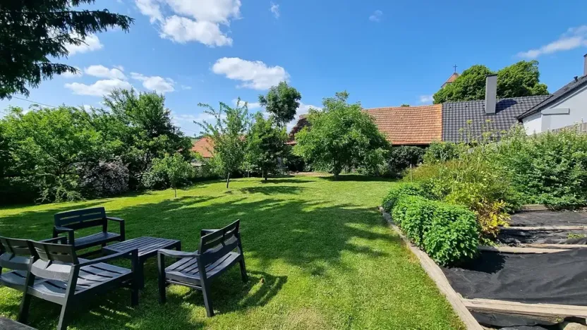 Prodej rodinného domu, Žďárná, 200 m2