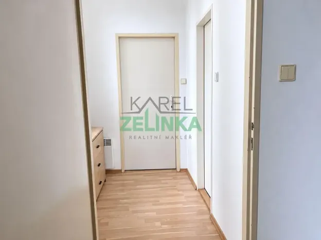Pronájem bytu 1+1, Praha - Holešovice, Kamenická, 40 m2