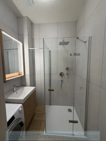 Pronájem bytu 2+1, Praha - Vinohrady, 75 m2