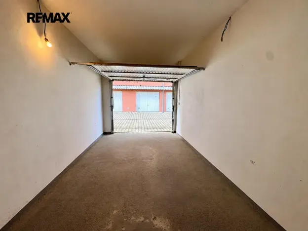 Prodej garáže, Praha - Čakovice, Ke stadionu, 17 m2