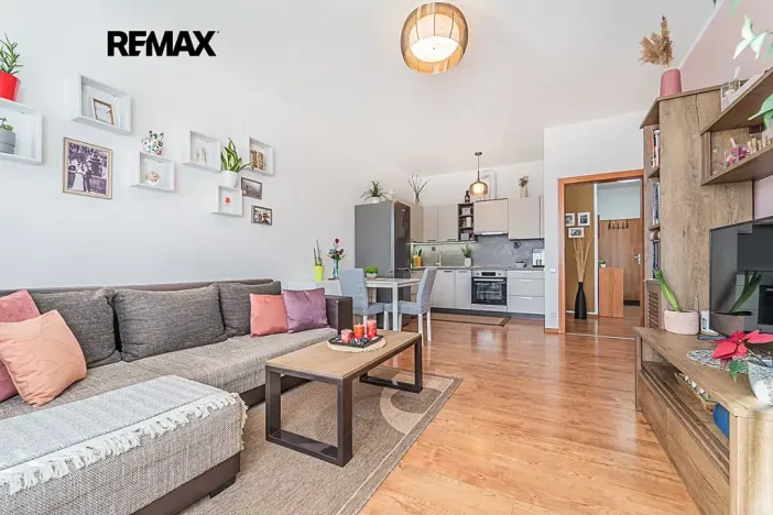 Pronájem bytu 2+kk, Slaný, Kybalova, 56 m2