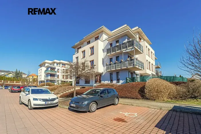 Pronájem bytu 2+kk, Slaný, Kybalova, 56 m2