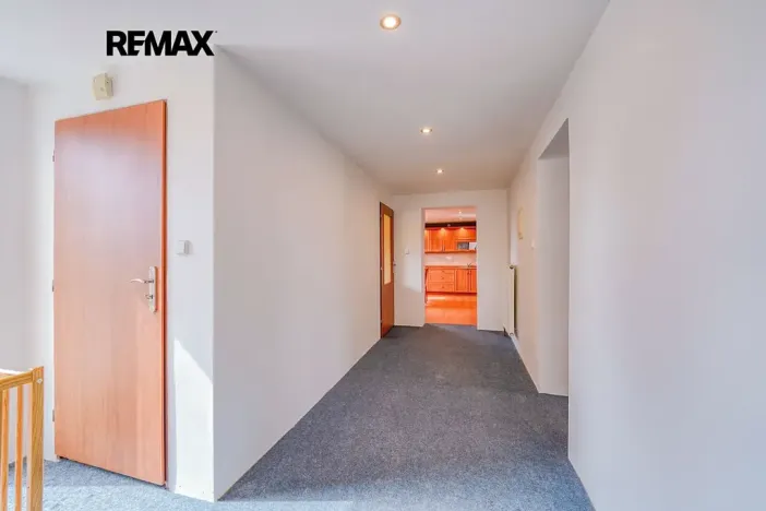 Prodej rodinného domu, Pernarec, 220 m2