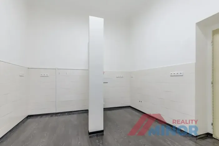 Pronájem ordinace, Slaný, Masarykovo náměstí, 69 m2