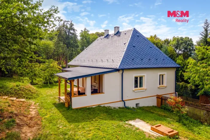 Prodej rodinného domu, Bušín, 73 m2