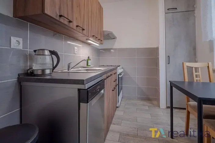 Prodej bytu 3+1, Orlová, Vnitřní, 74 m2