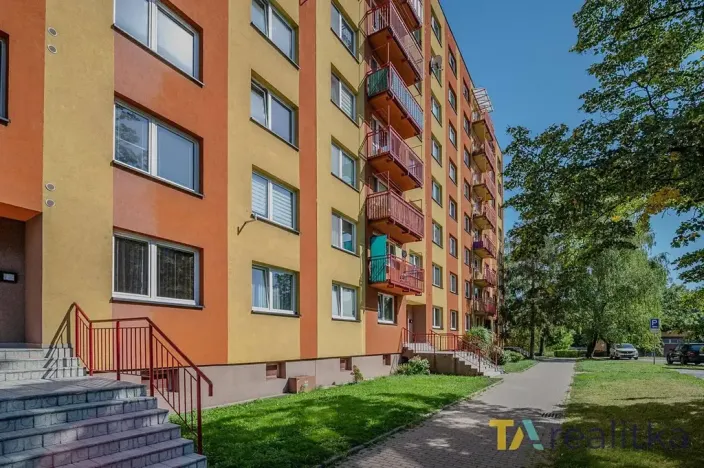Prodej bytu 1+1, Orlová, Masarykova třída, 36 m2