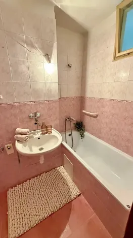 Pronájem bytu 3+1, Chrudim, Víta Nejedlého, 75 m2