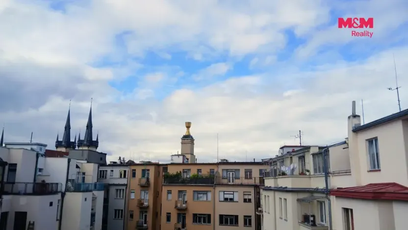 Pronájem bytu 1+kk, Praha - Holešovice, Bubenská, 21 m2