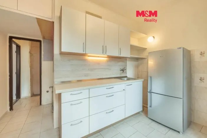 Prodej bytu 2+1, Praha - Hloubětín, Zelenečská, 48 m2