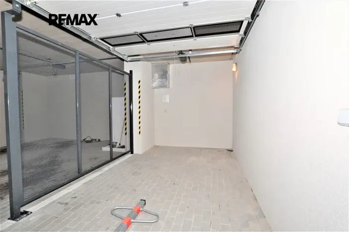 Pronájem garáže, Plzeň, Koterovská, 12 m2