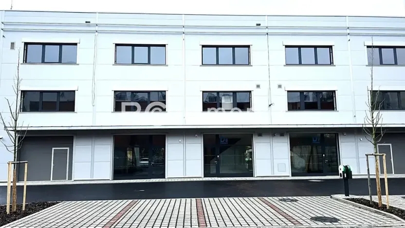 Pronájem skladu, Brno, 340 m2